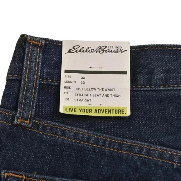 NWT Eddie Bauer Straight Fit Jeans Blue Denim  Dark Wash Size 30x32 - Picture 6 of 11